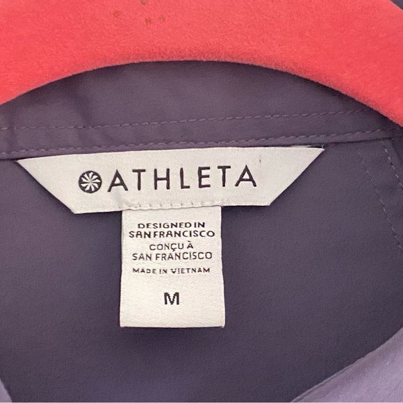Athleta A Frame Poplin Performance Button Up Shirt-MEDIUM- in lavender(runs big) - Picture 3 of 3